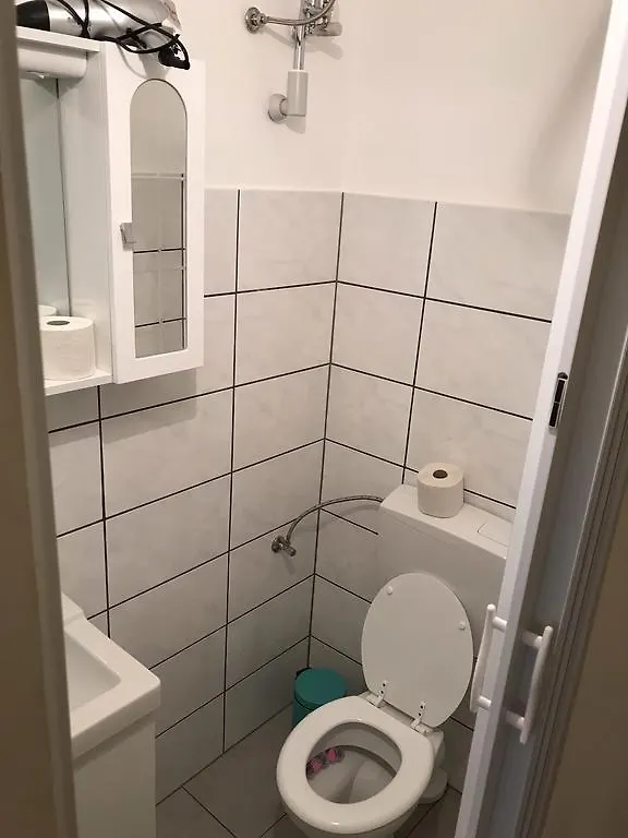 Lovely Flat Vienna Center Apartment